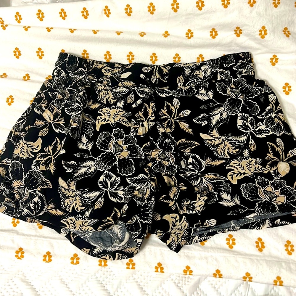 Soft Rayon Black floral shorts
